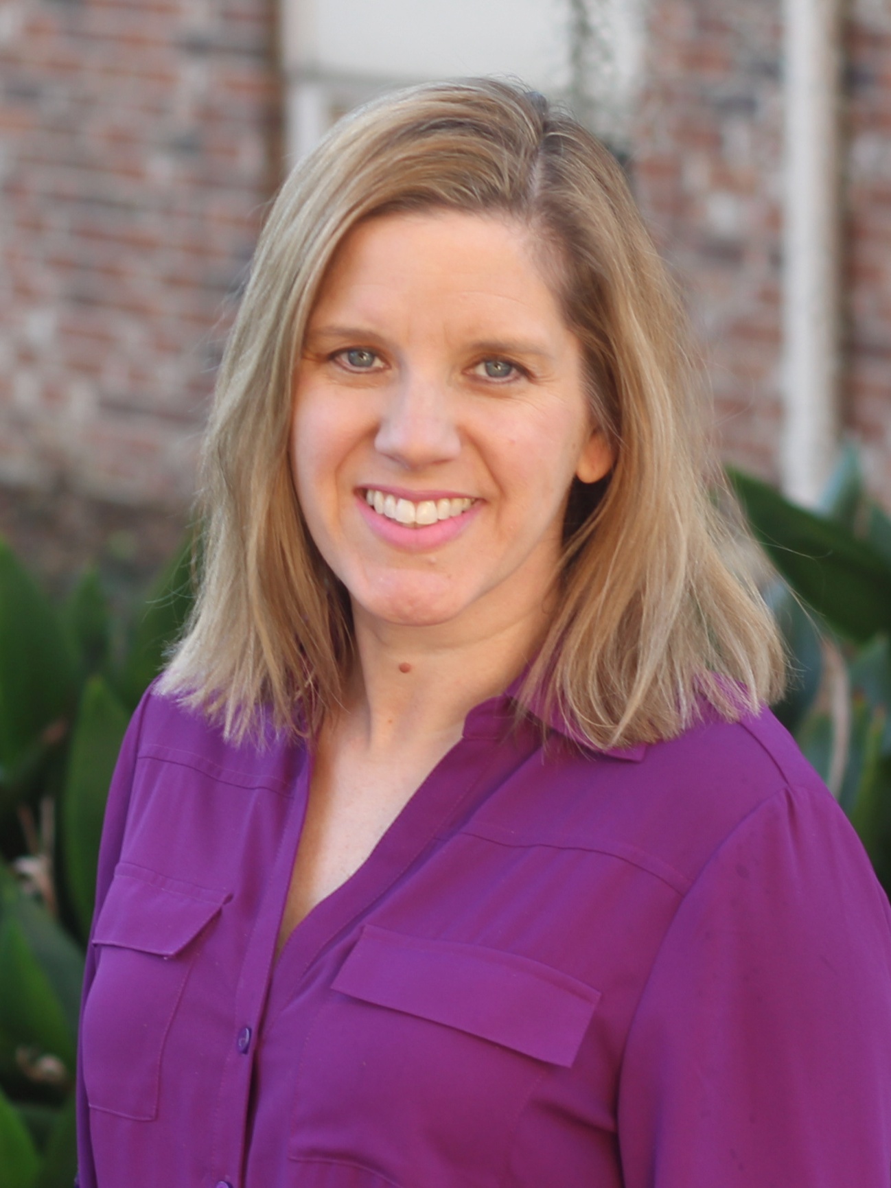 Lisa Whiting PT, MPT, PRPC
