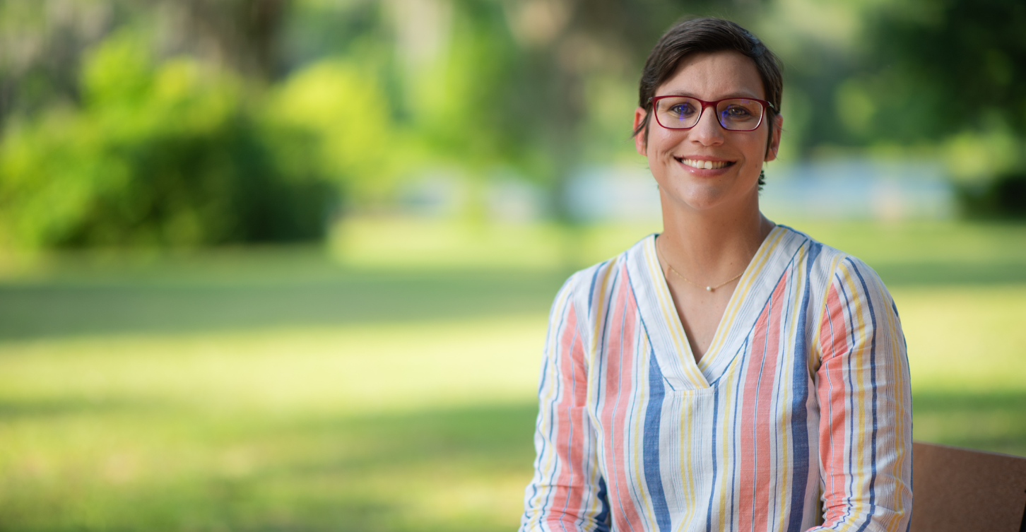 Denise Juliao smiling