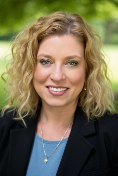 Tracy "Nicki" Lindquist, RN