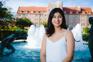 daniela archila portrait