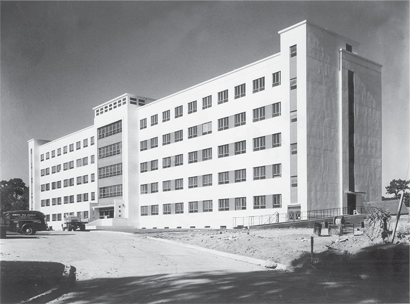 Tallahassee Memorial Hospital opens in 1949